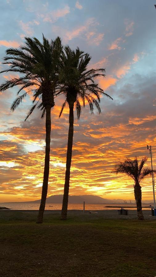 Casa Carmen Primera Linea De Playa Málaga Esterno foto